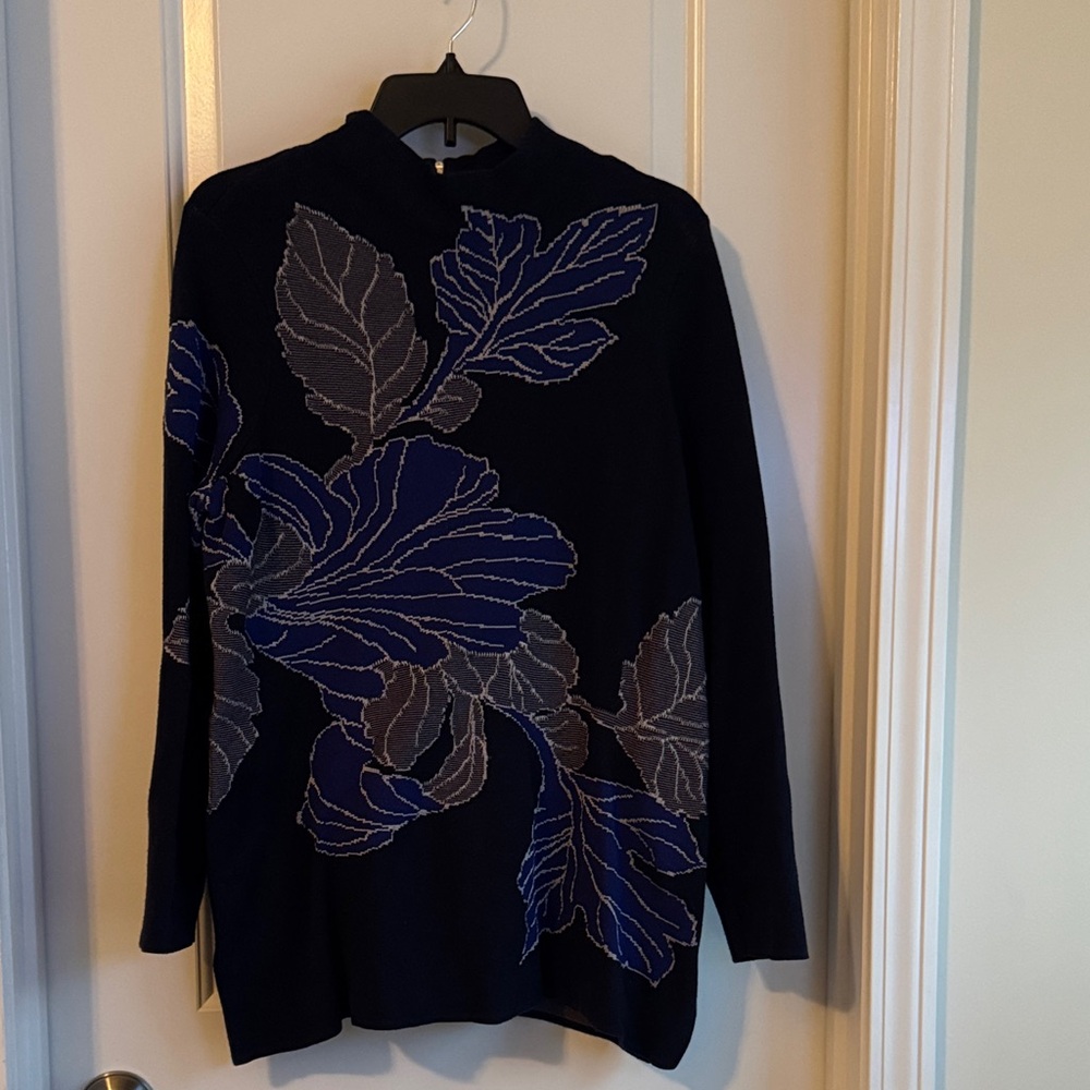 Chico's Navy and Gray Leaf Design Turtleneck Sweater